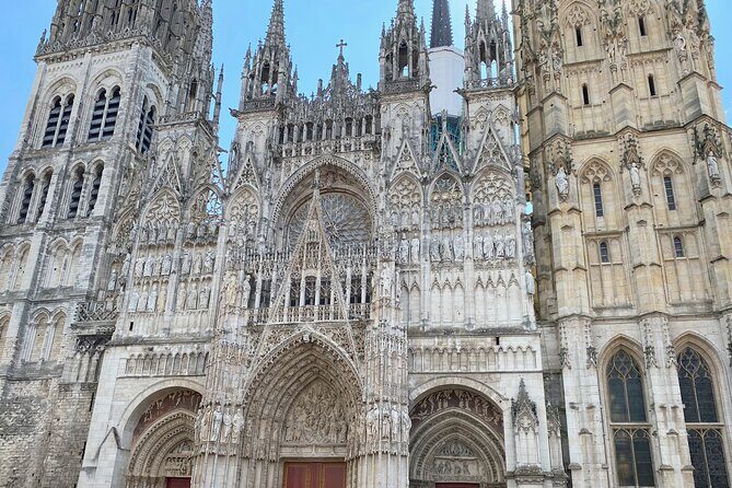 Normandy Rouen, Deauville, Honfleur Small-group Trip from Paris - FAQ