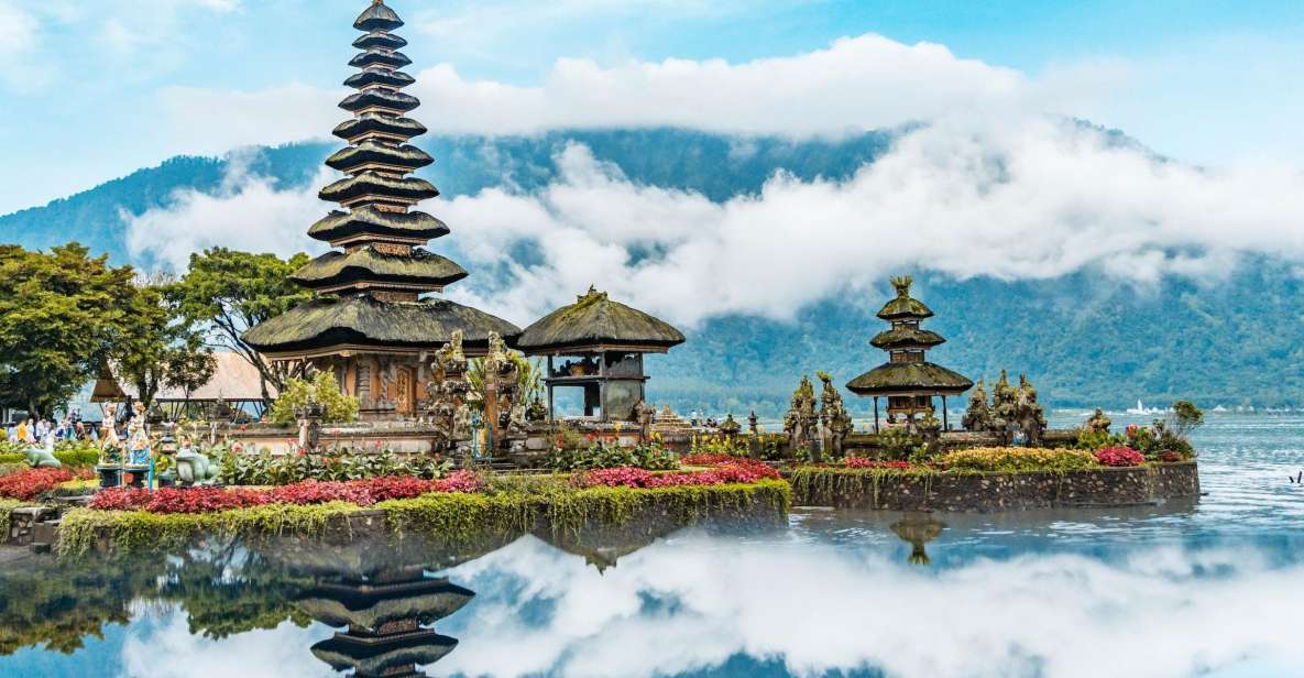 North Bali: All Inclusive Ulun Danu Temple / Banyumala - Key Points