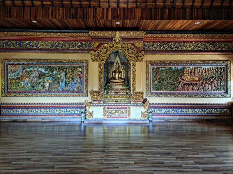 North Bali: Buddhist Temple, Banyumala Waterfall, Ulun Danu - Banjar Hot Springs