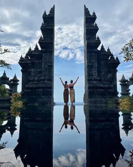 North Bali: Dolphins, Buddhist Temple, Hot Spring,Banyumala - Inclusions