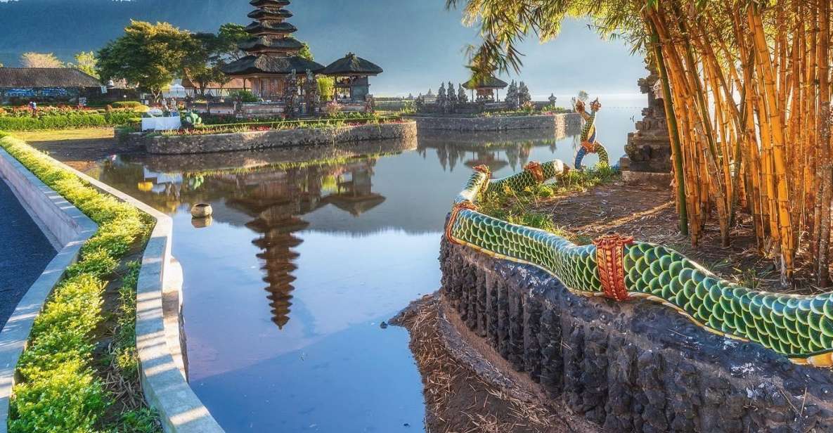 North Bali: Tanah Lot, Ulun Danu, Banyumala, Jatiluwih - Twin Lake View