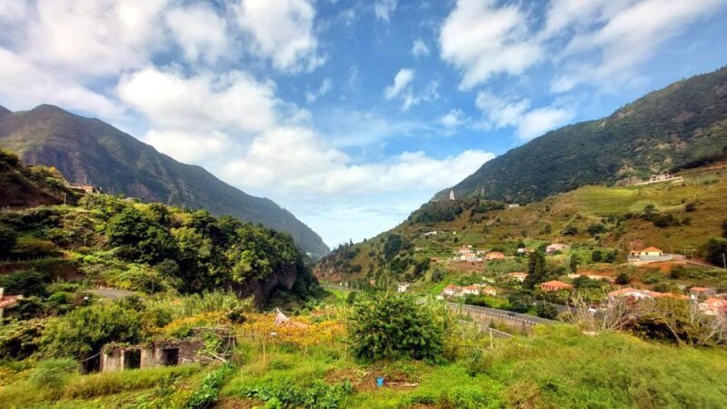 North Tour Private Half-Day: S. Vicente, Seixal & P. Moniz - Who will love this tour?