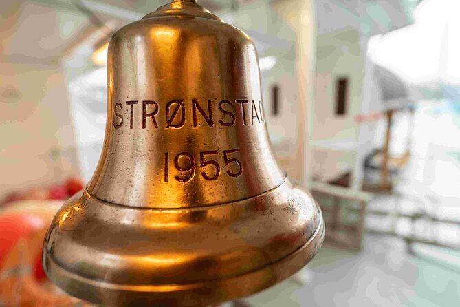 Northern Light cruise on the vintage vessel MS Strønstad - A detailed look at the experience