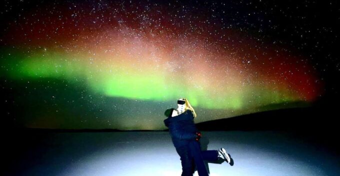 Northern Lights Hunting in Sonkamuotka - Best Time to Visit
