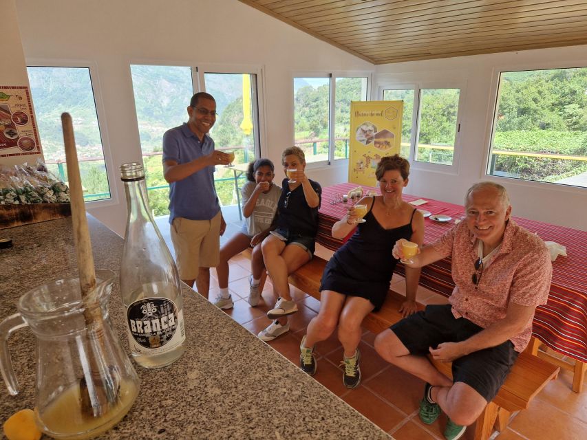 Northwests 50 Shades of Green, Rock Pools & Waterfalls Tour - Key Points