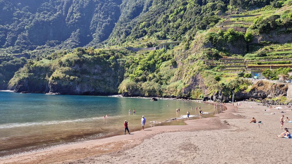 Northwests 50 Shades of Green, Rock Pools & Waterfalls Tour - Inclusions