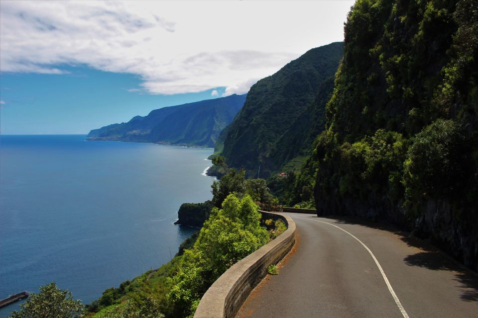 Northwests 50 Shades of Green, Rock Pools & Waterfalls Tour - Important Information
