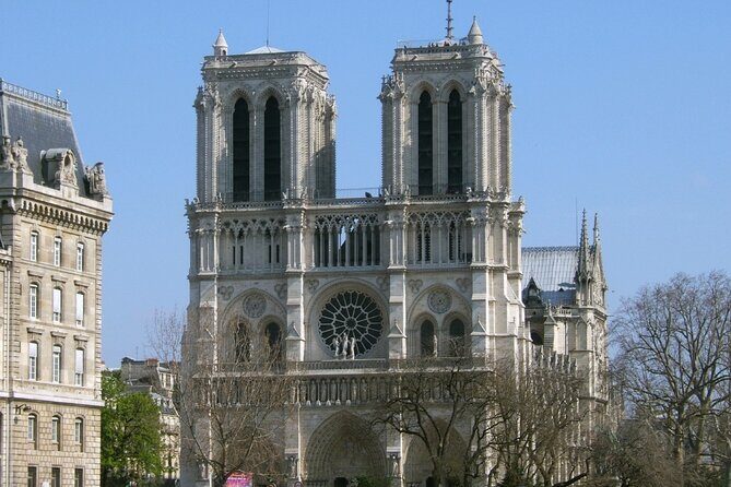 Notre Dame Paris outdoor Tour with Crypt Entry - Focus on Architecture and Preservation