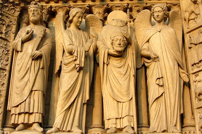 Notre-Dame Walking Tour With Skip the Line Sainte-Chapelle Entry - Meeting and End Points