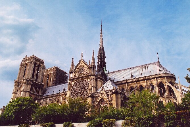 Notre-Dame Walking Tour With Skip the Line Sainte-Chapelle Entry - Guided Tour Highlights