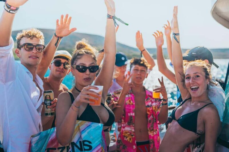 Novalja: Zre Beach Party Boat FESTINI with Unlimited Drinks - FAQs