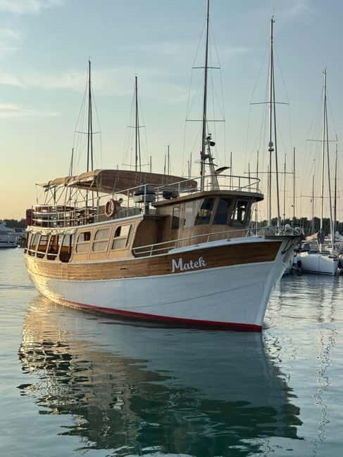 Novigrad: Lim Fjord & Rovinj Boat Trip with Lunch and Drinks - Key Points