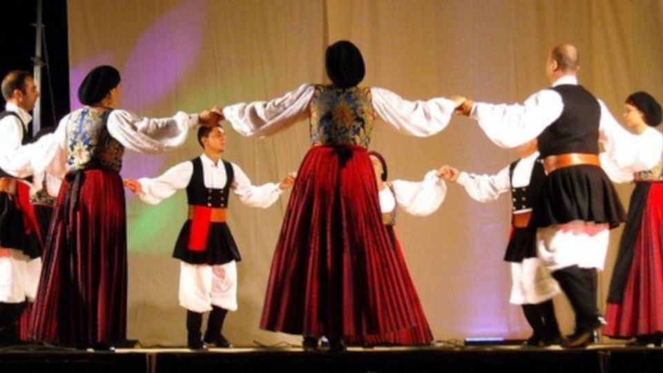 Nuoro: Lesson of Traditional Sardinian Dances - Participation Guidelines