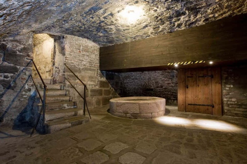 Nuremberg: Medieval Dungeons Guided Tour - Key Points