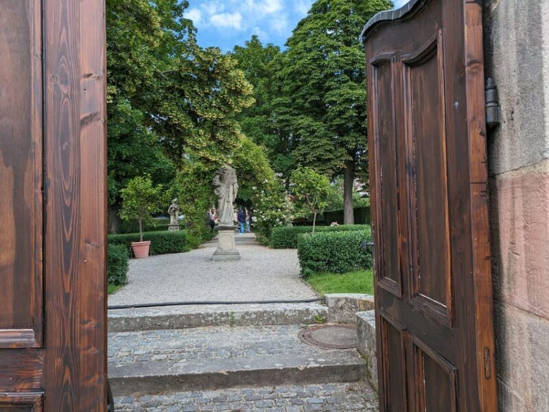 Nuremberg: St. Johannis Friedhof &Hesperidengärten IN GERMAN - Who Should Consider This Tour?