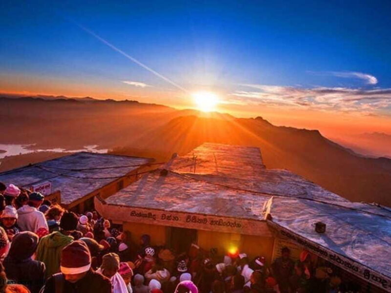 Nuwara Eliya to Summit Bliss: Adams Peak Overnight Hike - Reaching the Summit and Sunrise  