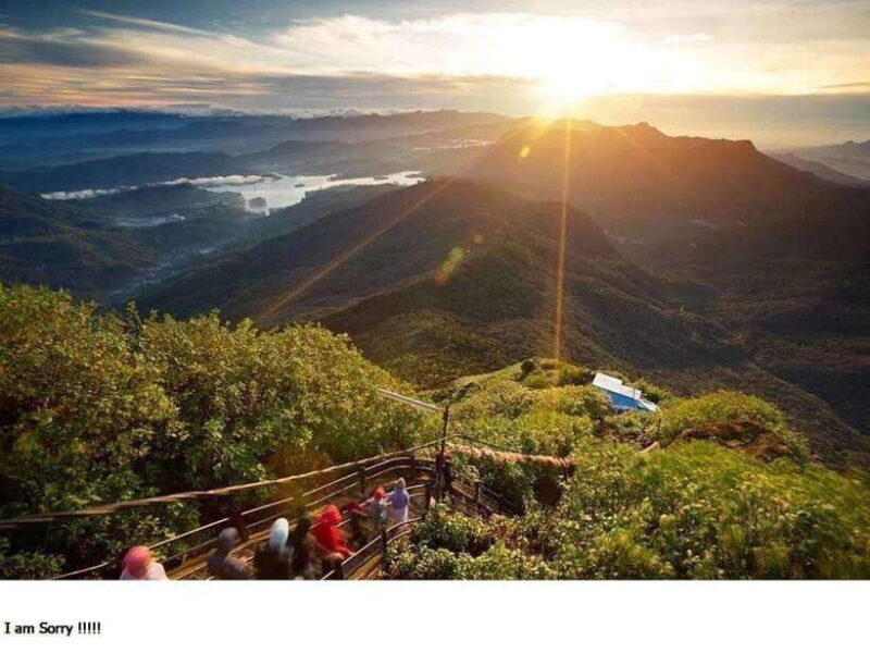 Nuwara Eliya to Summit Bliss: Adams Peak Overnight Hike - The Balance of Cost and Experience  