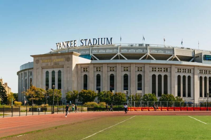 NY Contrasts: Brooklyn, Bronx, Harlem, Queens & Coney Island - Exploring the Contrasts of New York City: Brooklyn, Bronx, Harlem, Queens & Coney Island