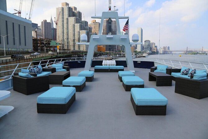NYC: Atlantis Yacht Luxury New Year's Eve Party Cruise - FAQ