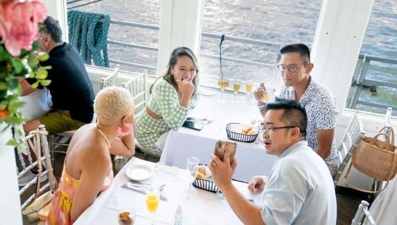 NYC: Bottomless Brunch Cruise - An In-Depth Look at the NYC Bottomless Brunch Cruise