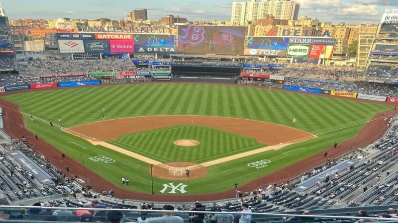 NYC: Bronx Subway and Walking Tour with Bronx Little Italy - Woodlawn Heights and the Cemetery