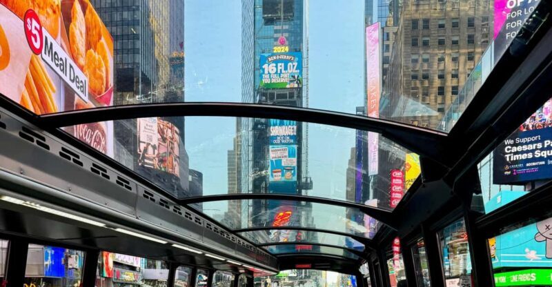 NYC Bustronome Lunch Tour - The Setting: Dining on the Move in Style