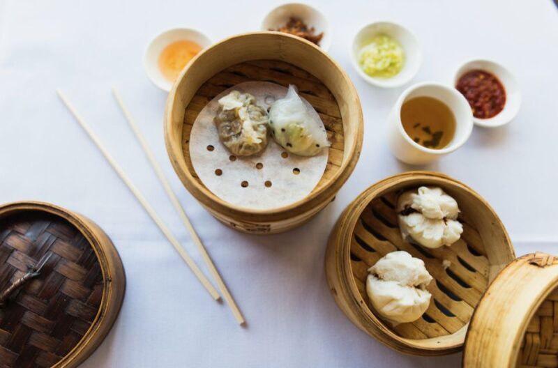 NYC Chinatown: Seated Restaurant Food & History Walking Tour - A Deep Dive into the Experience