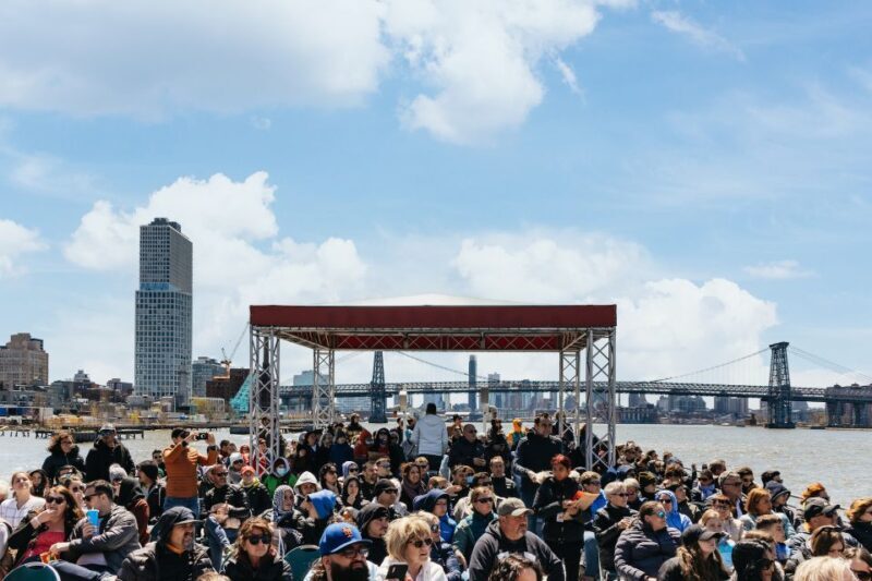 NYC: Circle Line 1.5-Hr Landmarks Skip-The-Box-Office Cruise - The Sum Up