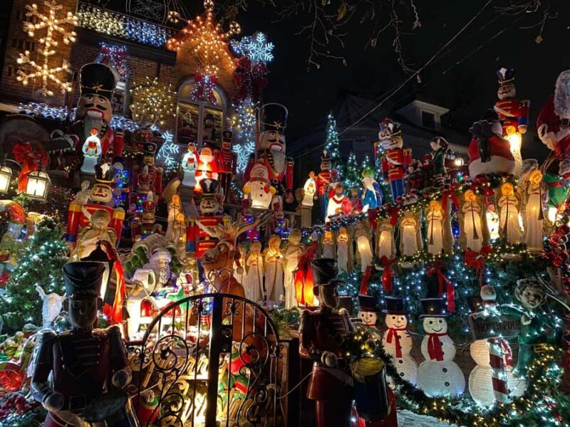NYC: Dyker Heights Christmas Lights Tour with Guide - What You Can Expect from the Tour