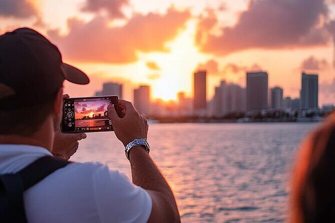 NYC Evening Cruise Golden Hour with Breathtaking Views - Who Will Enjoy This Cruise?