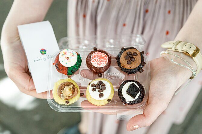 NYC: Galentines Day Cupcake Tour in Greenwich Village - A Walk Through Greenwich Village: What to Expect