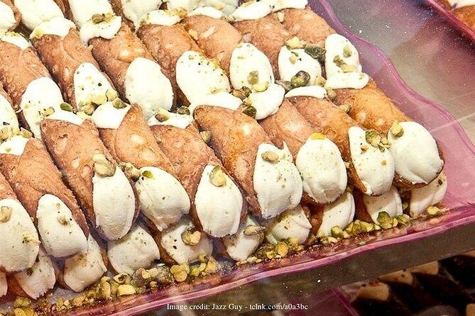 NYC Gangs & Mafia Walk W/Ret. NYPD Detective - Incl 2 Food Stops - Food Stops and Culinary Delights