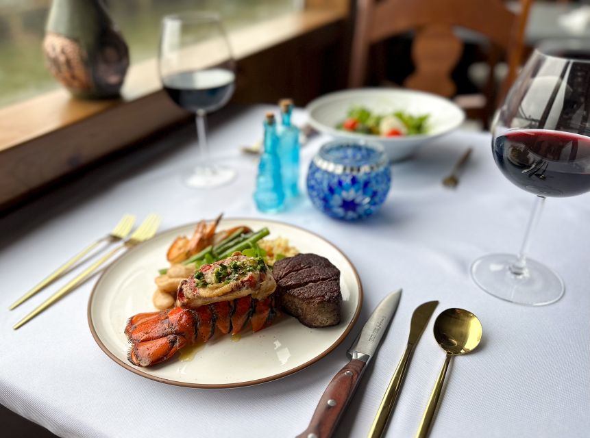 Nyc: Gourmet Dinner Cruise With Live Music - VIP Deck Access and Amenities