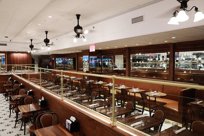 NYC Grab N Go Breakfast at USA Brooklyn Deli in Times Square - Schedule and Operating Hours