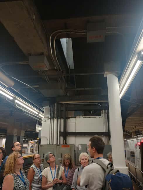 NYC: Grand Central Terminal and/or Penn Station - Private - Exploring NYC’s Transit Icons: A Detailed Look at the Private Grand Central & Penn Station Tour