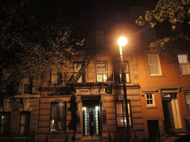 NYC: Greenwich Village Ghosts, Murders & Mayhem Tour - Key Points