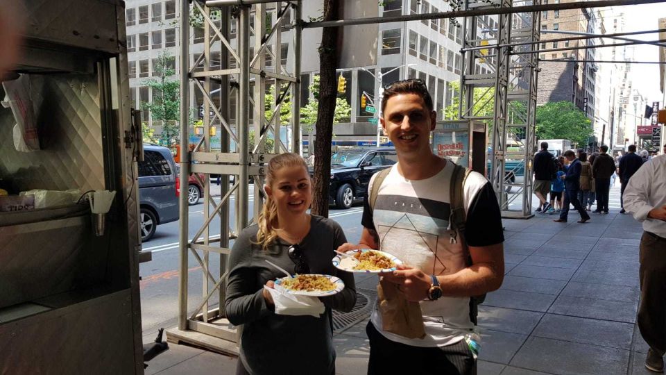 NYC: Greenwich Village Pizza, Beer, and History Tour - Quaint Tree-Lined Streets