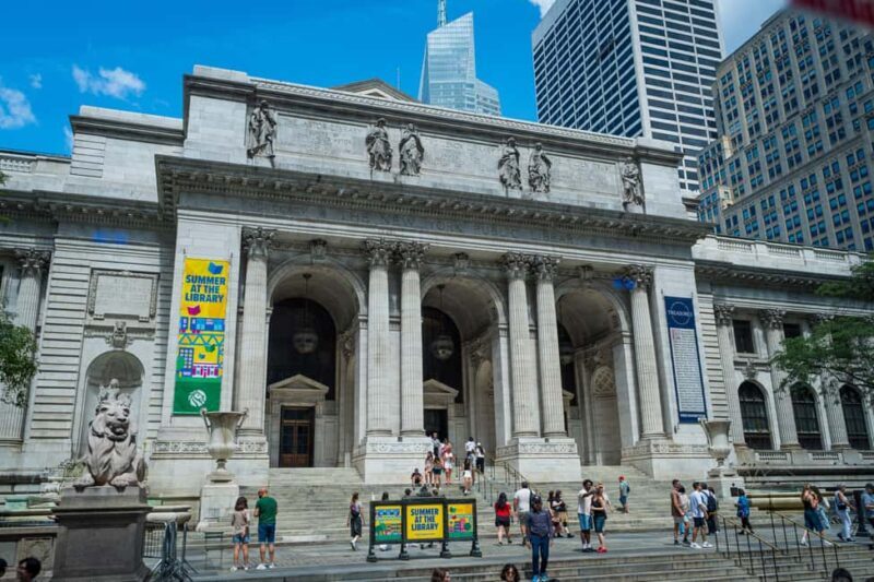 NYC: Half-Day Luxury Bus Tour of Top Highlights - Rockefeller Center and Photo Stop