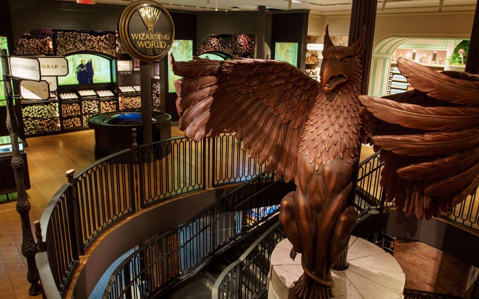 Nyc: Harry Potter Flagship Store With Broom Photo Experience - Refreshments at Butterbeer Bar