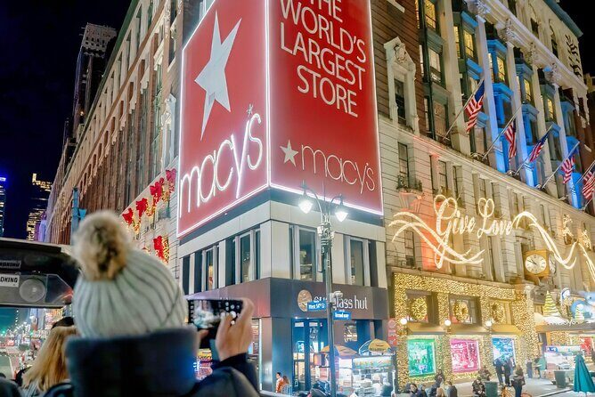 NYC Holiday Lights Sightseeing Bus Tour - FAQs