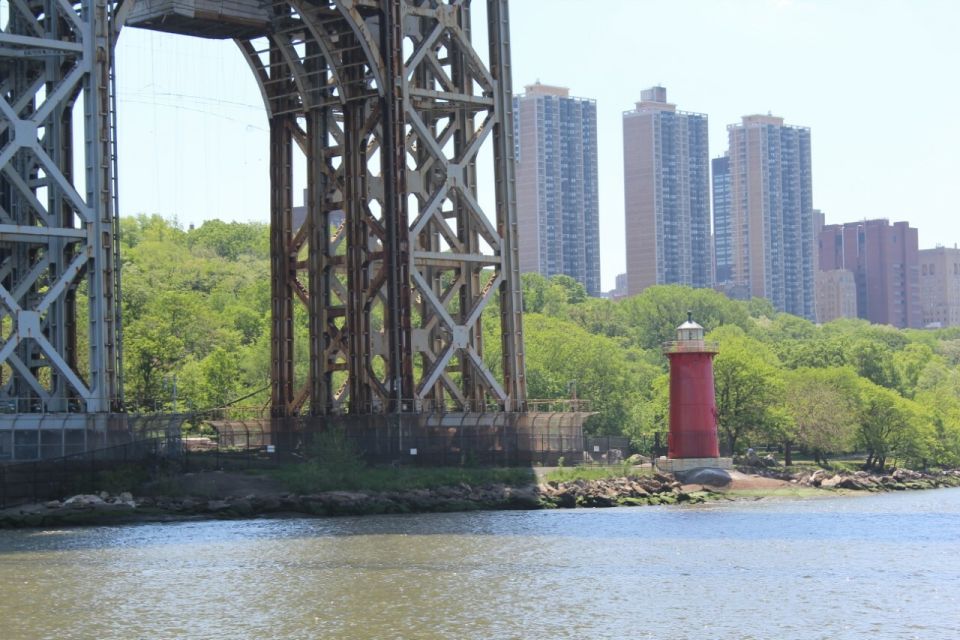 NYC: Hudson River Fall Foliage Yacht Tour - Exploring Palisades Park