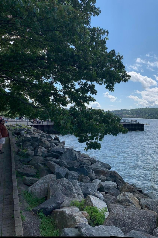 NYC & Hudson Valley: Autumn Hudson River Towns Tour - Itinerary Highlights