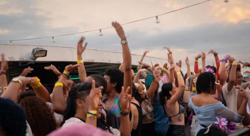 NYC: LGBT Pride After Parade Sunset Cruise with Drinks & DJs - Key Points