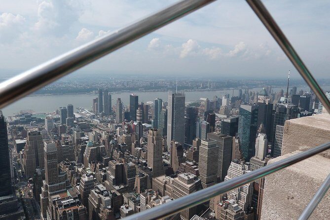 NYC Midtown Sightseeing Tour and Hudson Yards - The Experience of a Guide-Led Walk