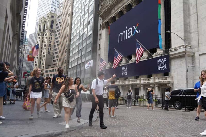 NYC: Midtown Small Group Walking Tour with SUMMIT One - What Its Like To Do This Tour