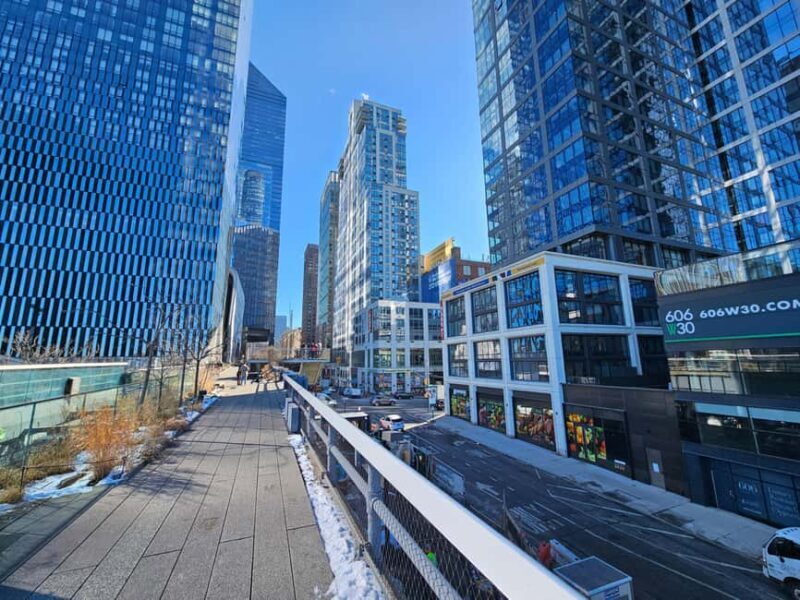 NYC Private tour: From Kennedys Home to Hip-Hop & Katzs - Key Points