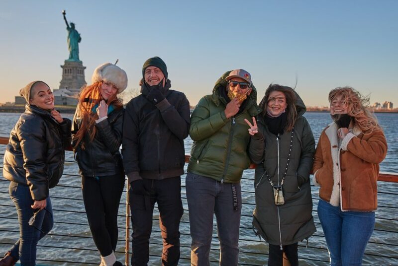 NYC: Romantic Valentine's Day Champagne Cruise - The Practicalities & What’s Included