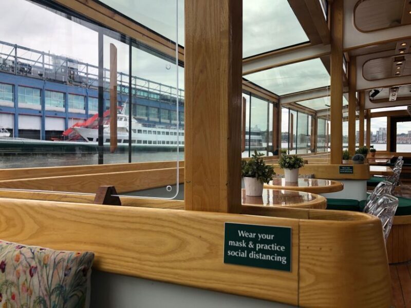 NYC: Romantic Valentine's Day Champagne Cruise - The Sum Up