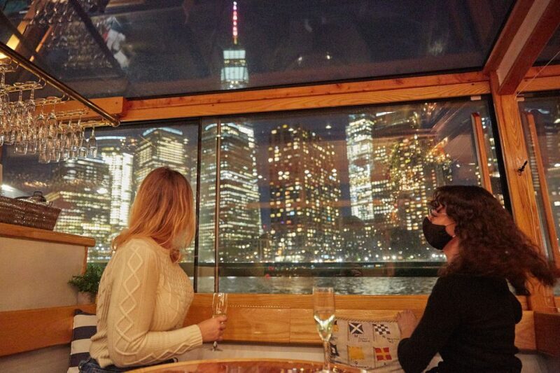 NYC: Romantic Valentine's Day Champagne Cruise - FAQ
