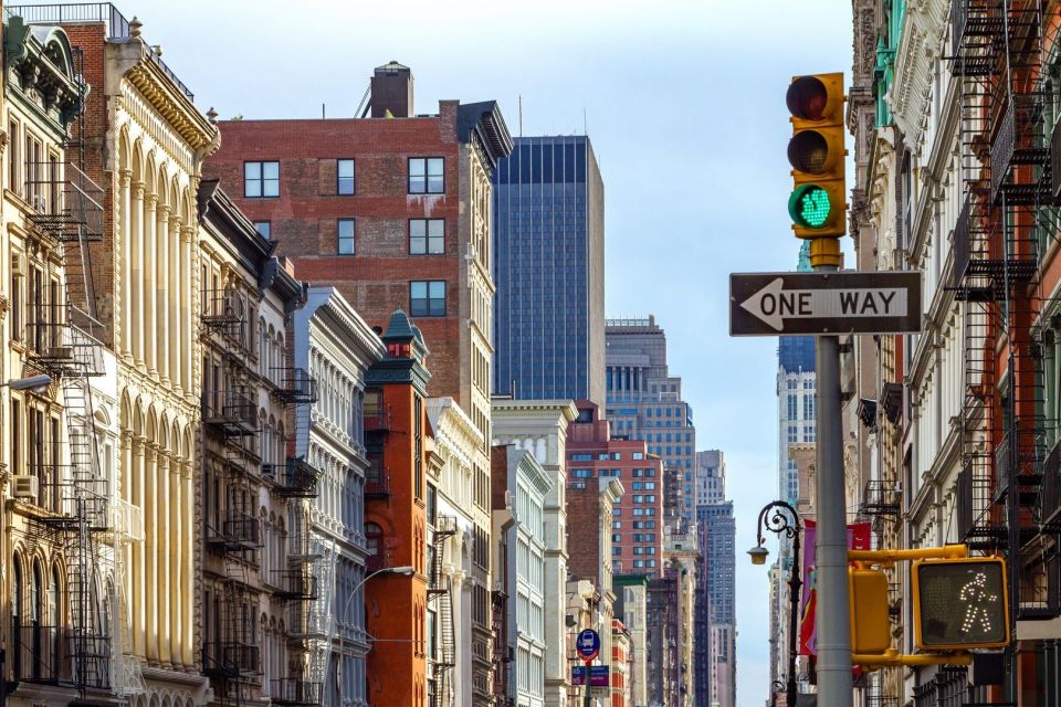 NYC: Soho, Chinatown and Little Italy Audio Tour (ENG) - Discovering Immigrant Communities